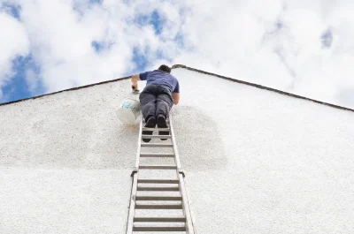 Peinture extérieure à Loge-Fougereuse — façades et ravalement